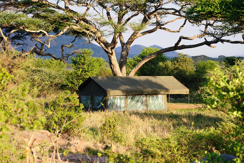 Mässtält. Mobil camp på special camp site Sero 1. (Centrala Serengeti National Park, Tanzania)