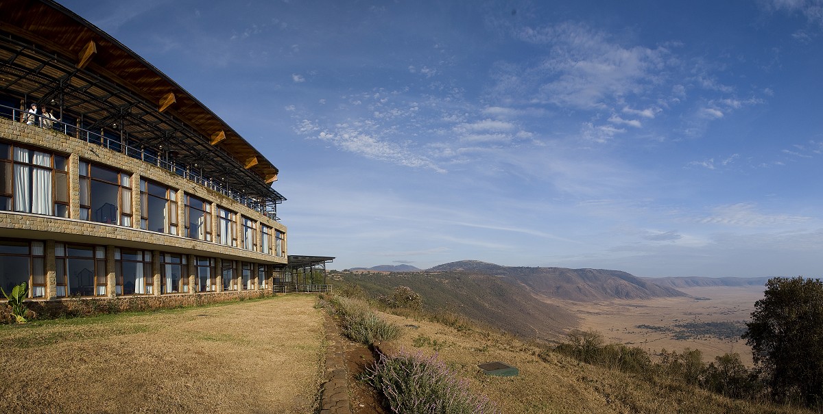 P Ngorongoro Wildlife Lodge har alla rum utsikt ver kratern. (Ngorongorokraterns kant, Tanzania)