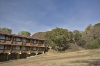 Lobo Wildlife Lodge