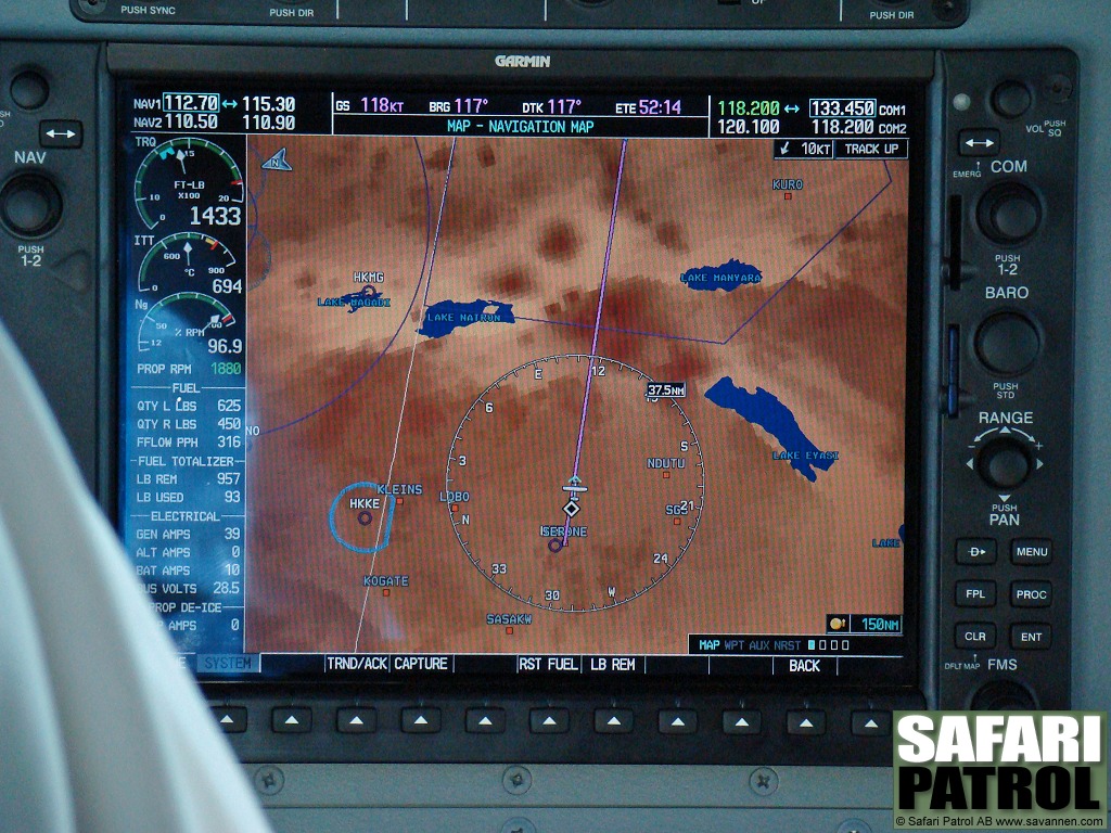 GPS p safariflyget: P vg frn Serengeti National Park till staden Arusha. (Serengeti National Park, Tanzania)
