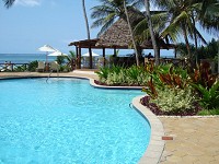Huvudpoolen på Fairmont Zanzibar.
