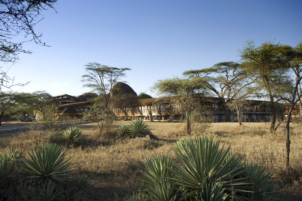 Seronera Wildlife Lodge ligger mitt i bushen. (Seronera i centrala Serengeti National Park, Tanzania)