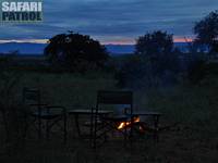 Lägereld på mobil camp. (Tarangire National Park, Tanzania)